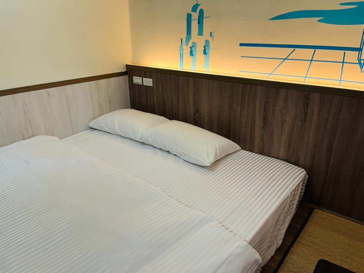 Love Feng Jia Apartment Hotel ไถจง ภายนอก รูปภาพ