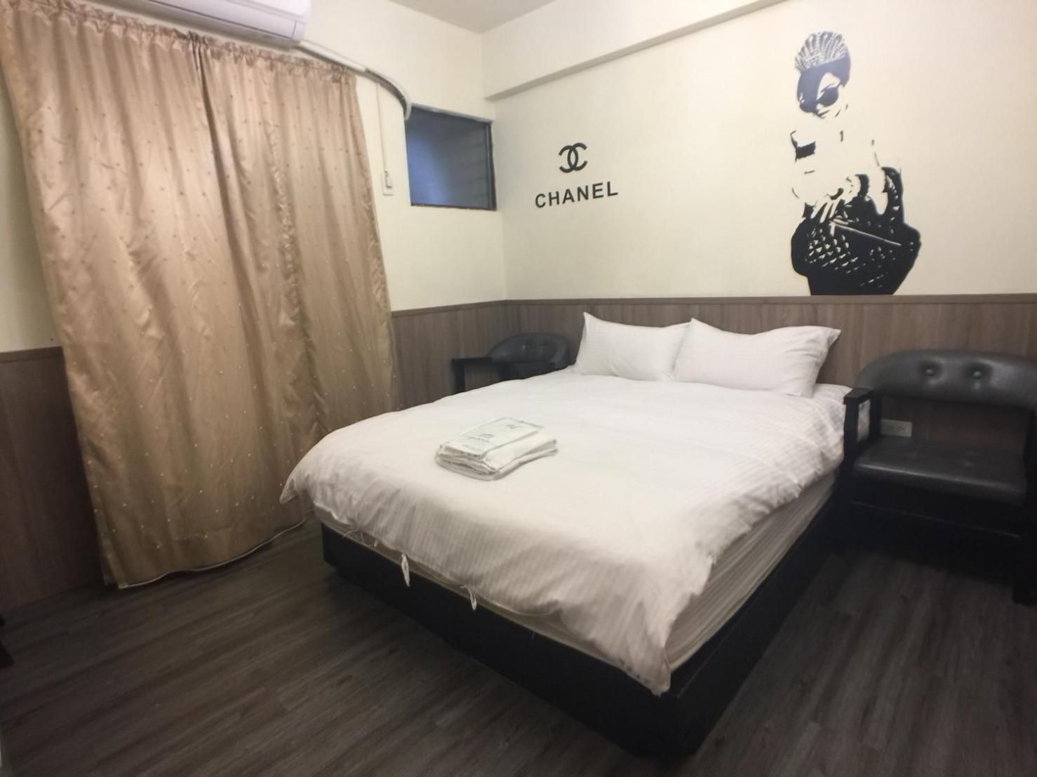 Love Feng Jia Apartment Hotel ไถจง ภายนอก รูปภาพ