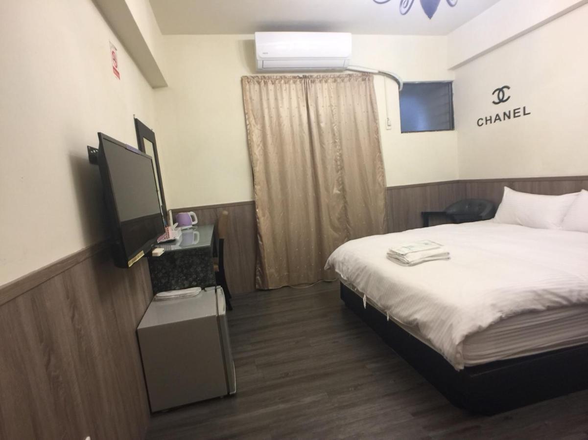 Love Feng Jia Apartment Hotel ไถจง ภายนอก รูปภาพ