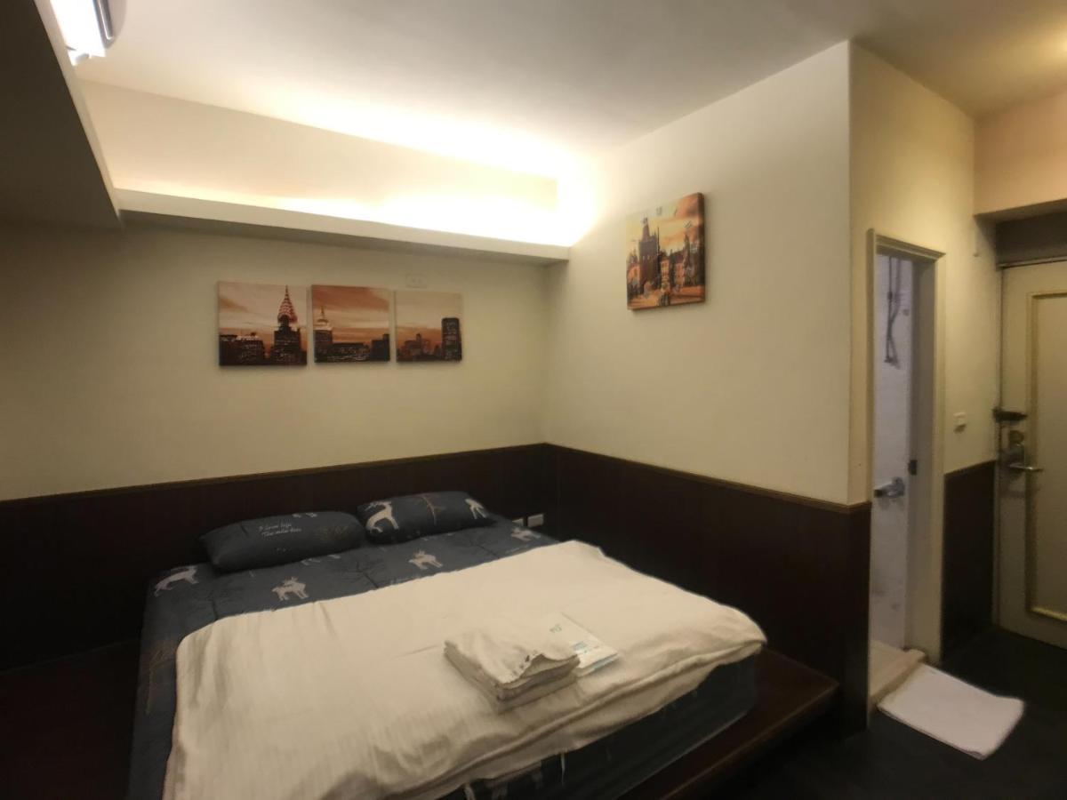 Love Feng Jia Apartment Hotel ไถจง ภายนอก รูปภาพ