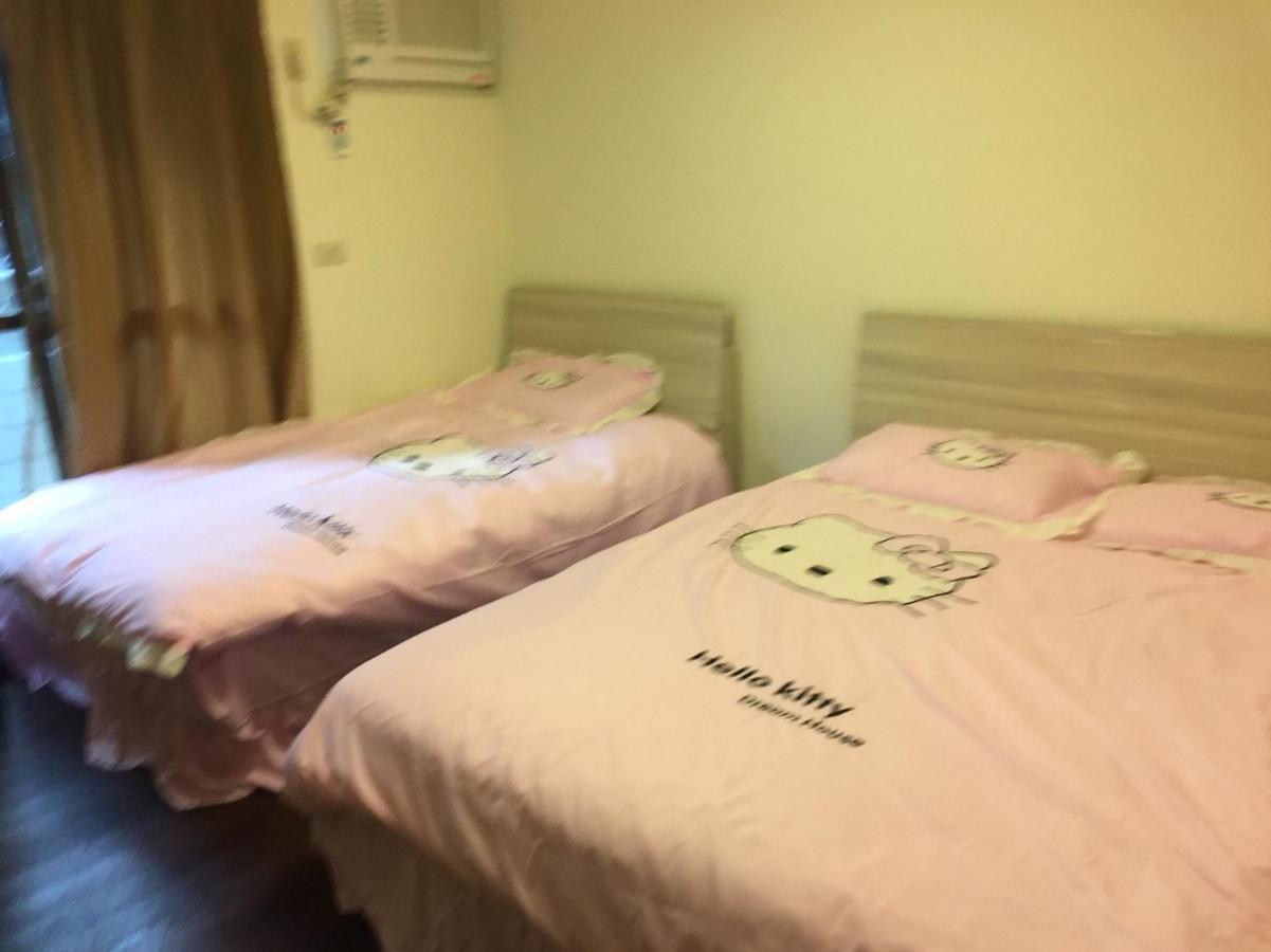 Love Feng Jia Apartment Hotel ไถจง ภายนอก รูปภาพ