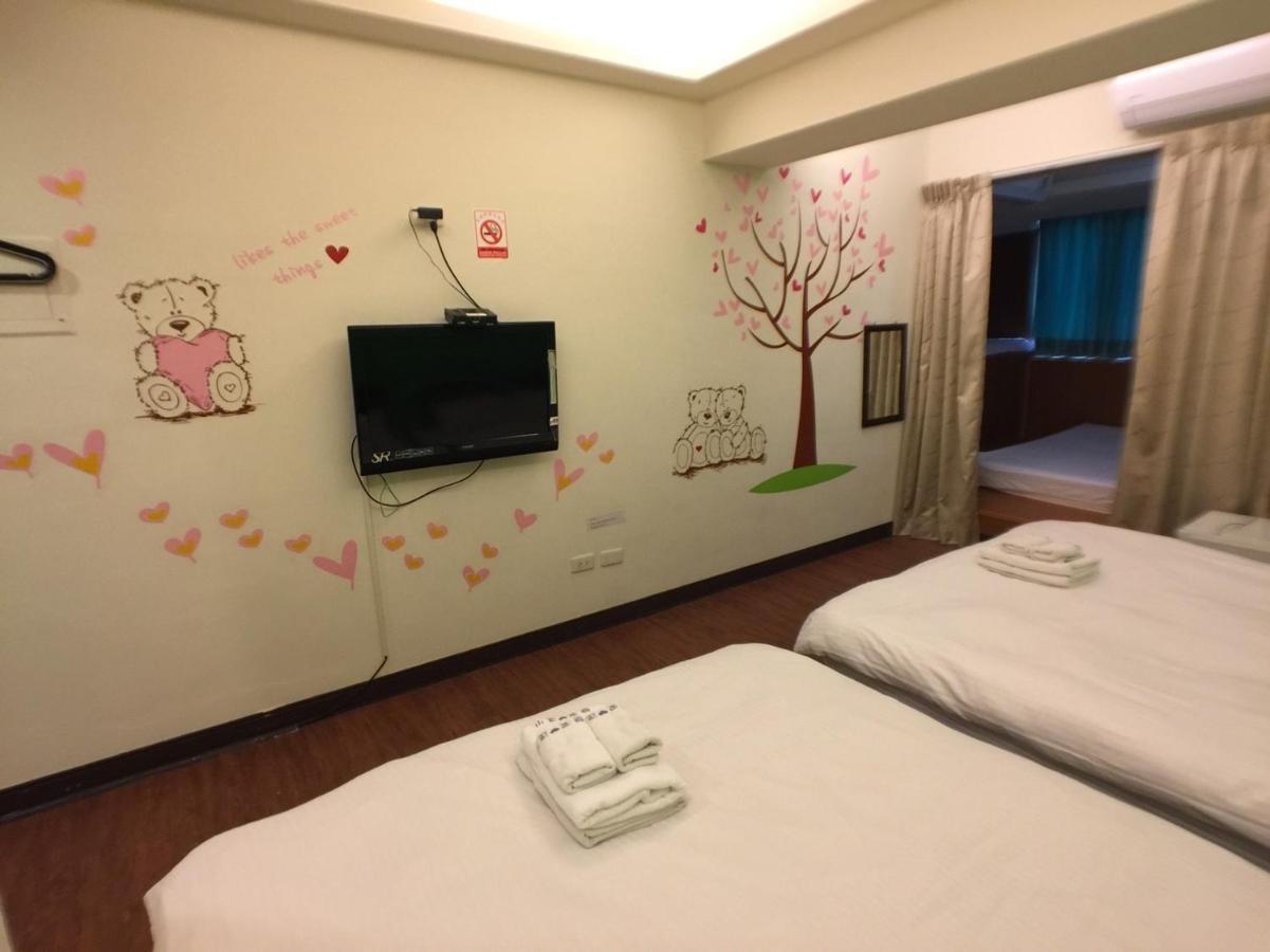 Love Feng Jia Apartment Hotel ไถจง ภายนอก รูปภาพ