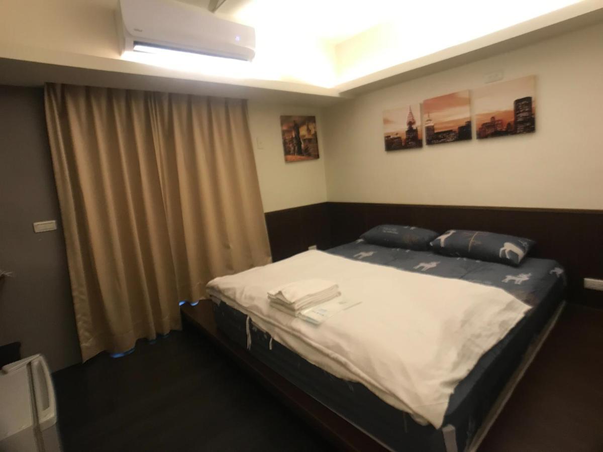 Love Feng Jia Apartment Hotel ไถจง ภายนอก รูปภาพ