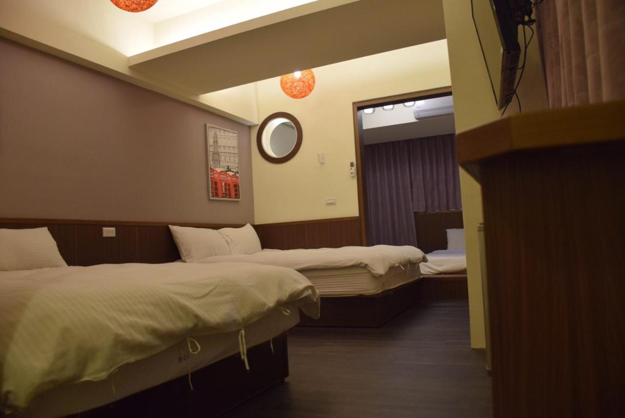 Love Feng Jia Apartment Hotel ไถจง ภายนอก รูปภาพ