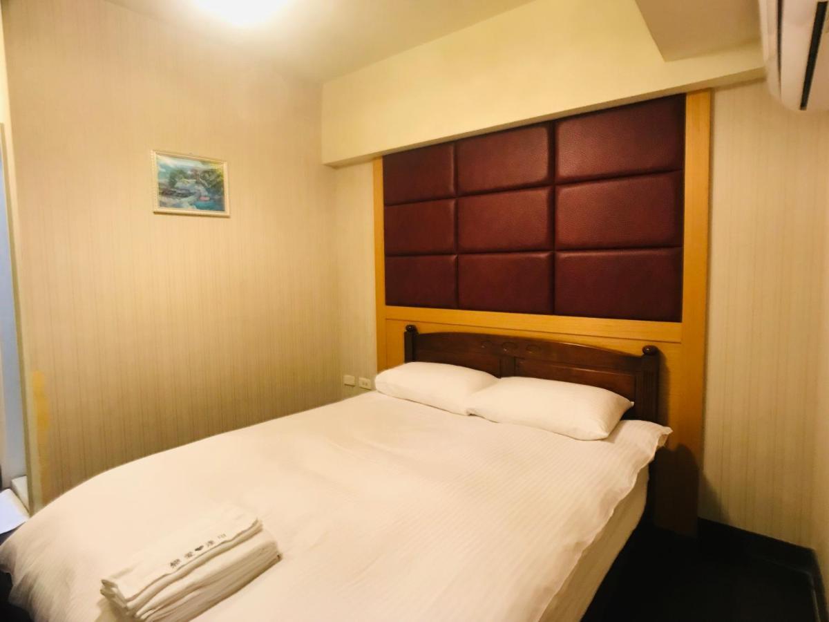Love Feng Jia Apartment Hotel ไถจง ภายนอก รูปภาพ